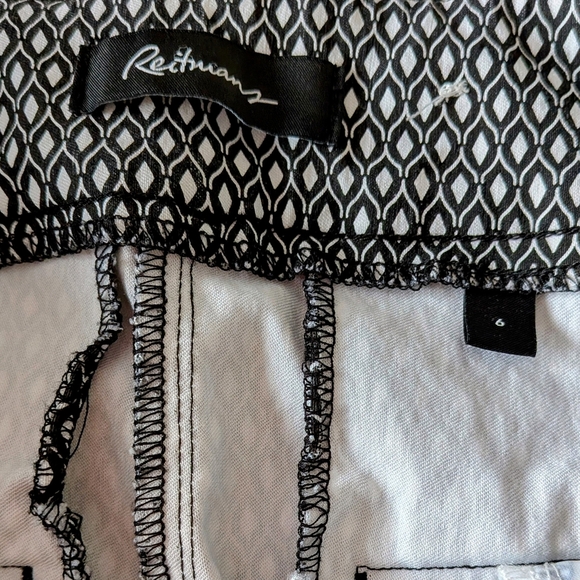 Reitmans Navy Diamond Print Stretch Ankle Pants – Women’s Size 6 #48 - Picture 4 of 4
